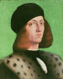 Uomo con berretto nero